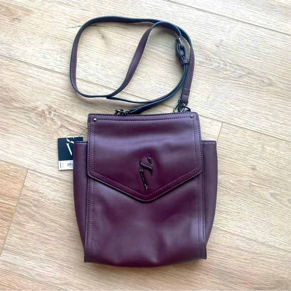 Simply Vera Vera Wang NWT Flap Crossbody - Picture 1 of 5